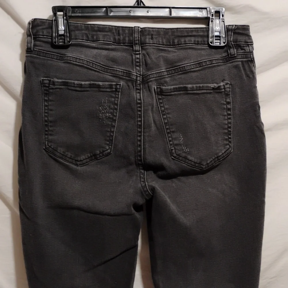 Free People Great Heights Fringed Hem Black Jeans Sz.29 Hardly Worn (A-72) - Picture 6 of 10